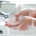 oms lavarsi mani correttamente coronavirus