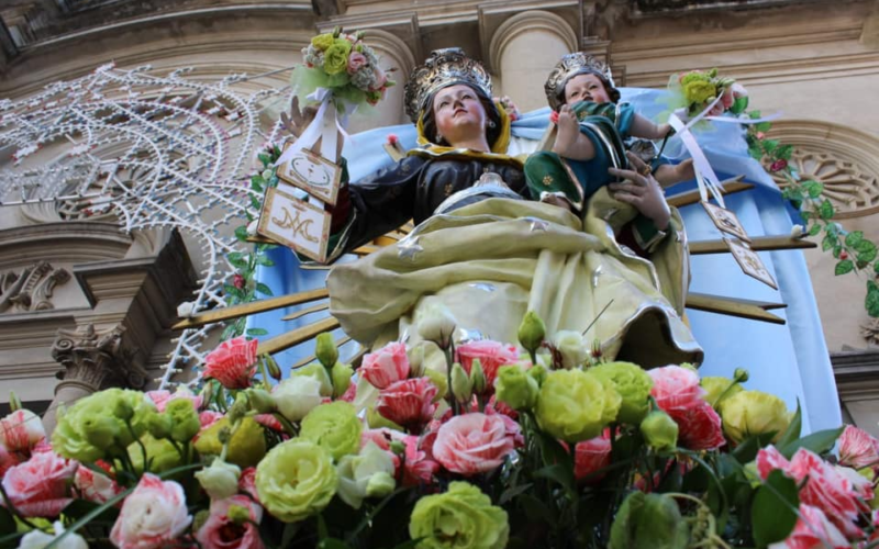 Statua della Madonna del Carmelo a Cinquefrondi