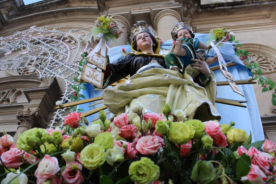 Statua della Madonna del Carmelo a Cinquefrondi