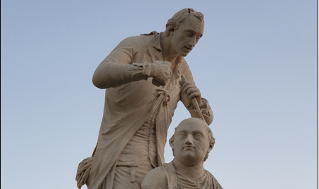 Canova, l’intruso a Prato della Valle